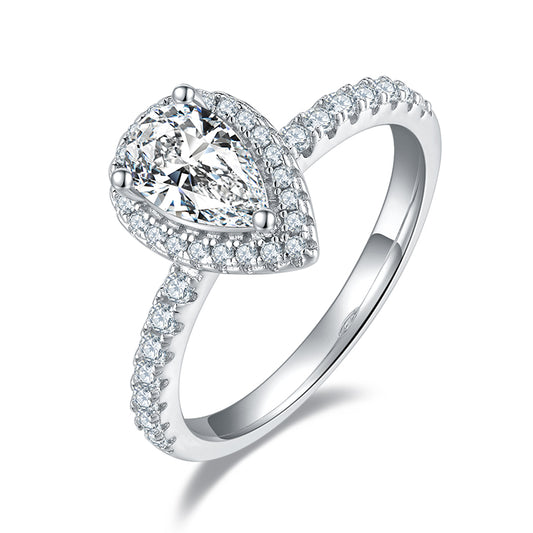 Radiant Elegance:1.0 Carat Moissanite Silver Ring